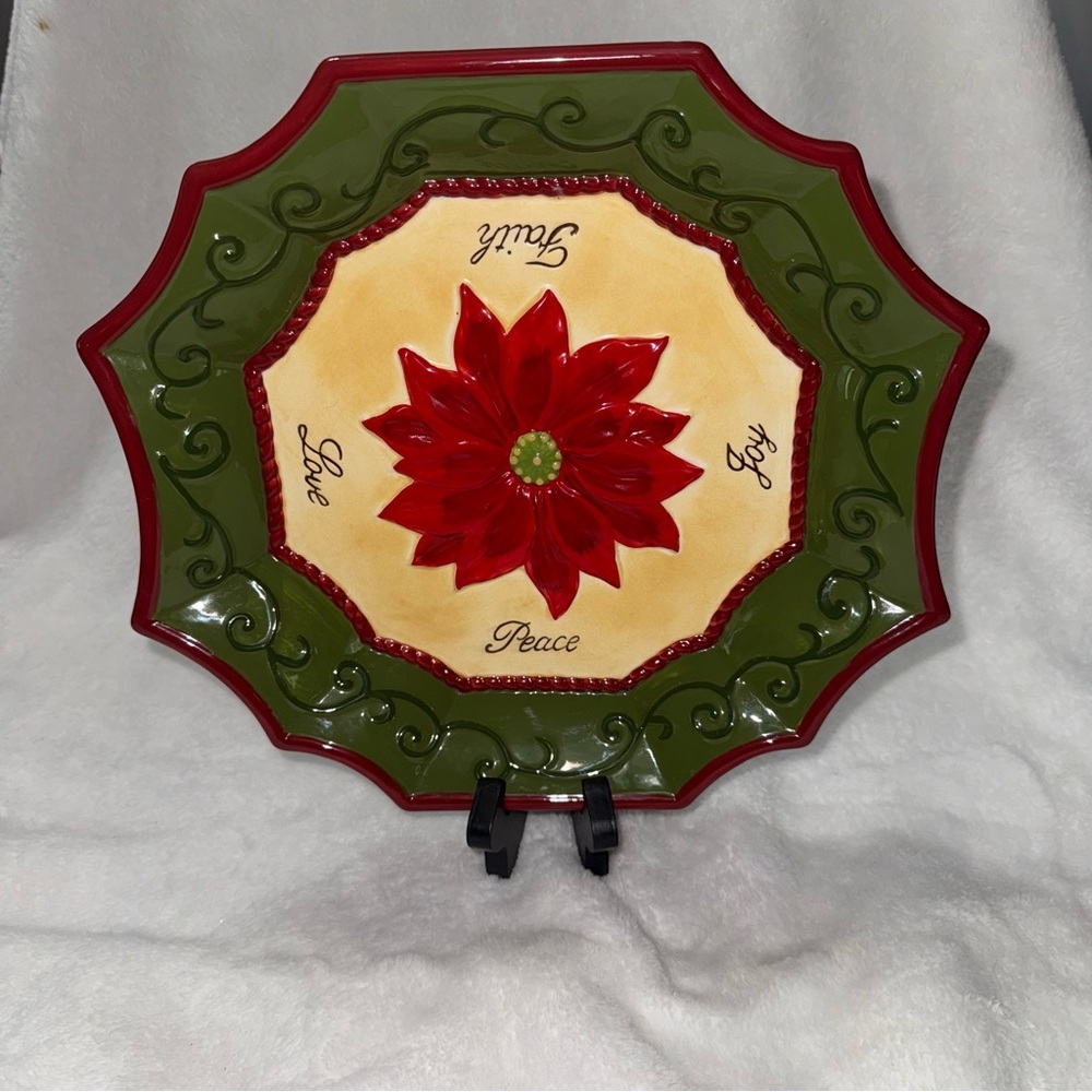 Crimson Manor Elegant Holiday Plate with Red and Green Poinsettia Design